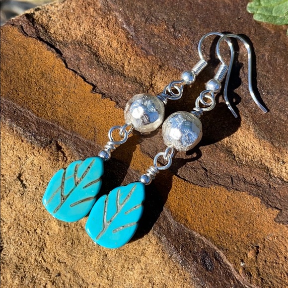 handmade Jewelry - NWOT Turquoise leaf earrings hammered silver ball